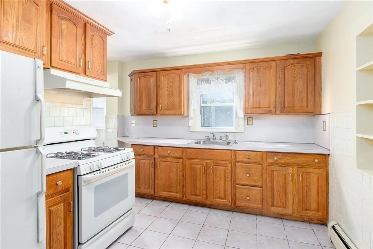 27 Stearns Ave