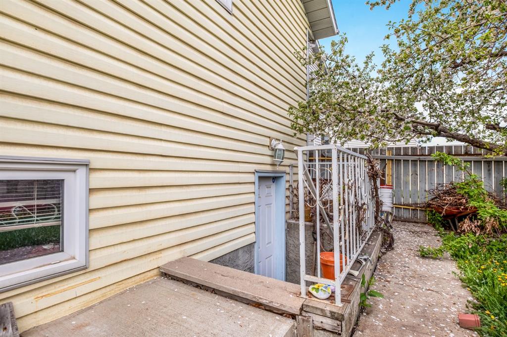 272 Erin Woods Drive