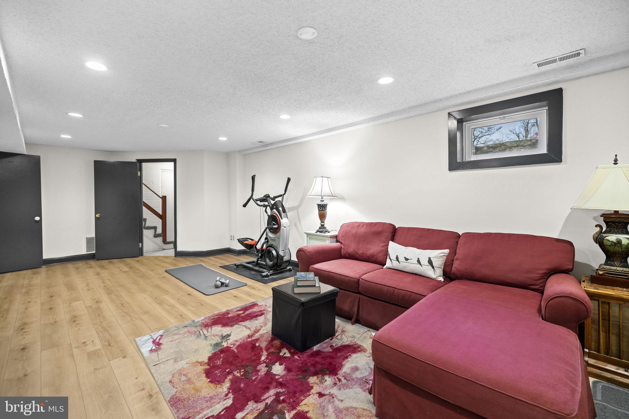 10600 Unity Ln