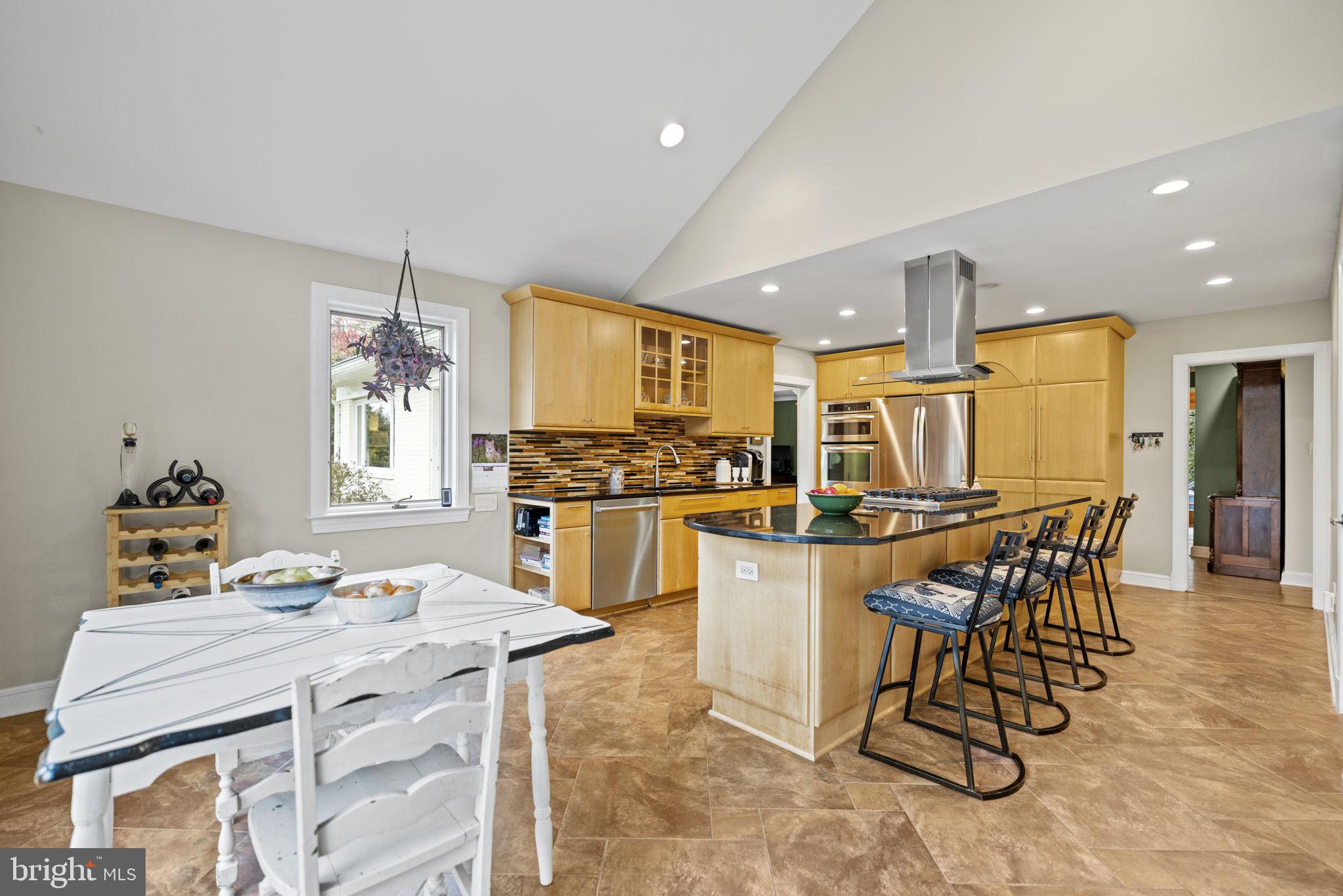 10600 Unity Ln