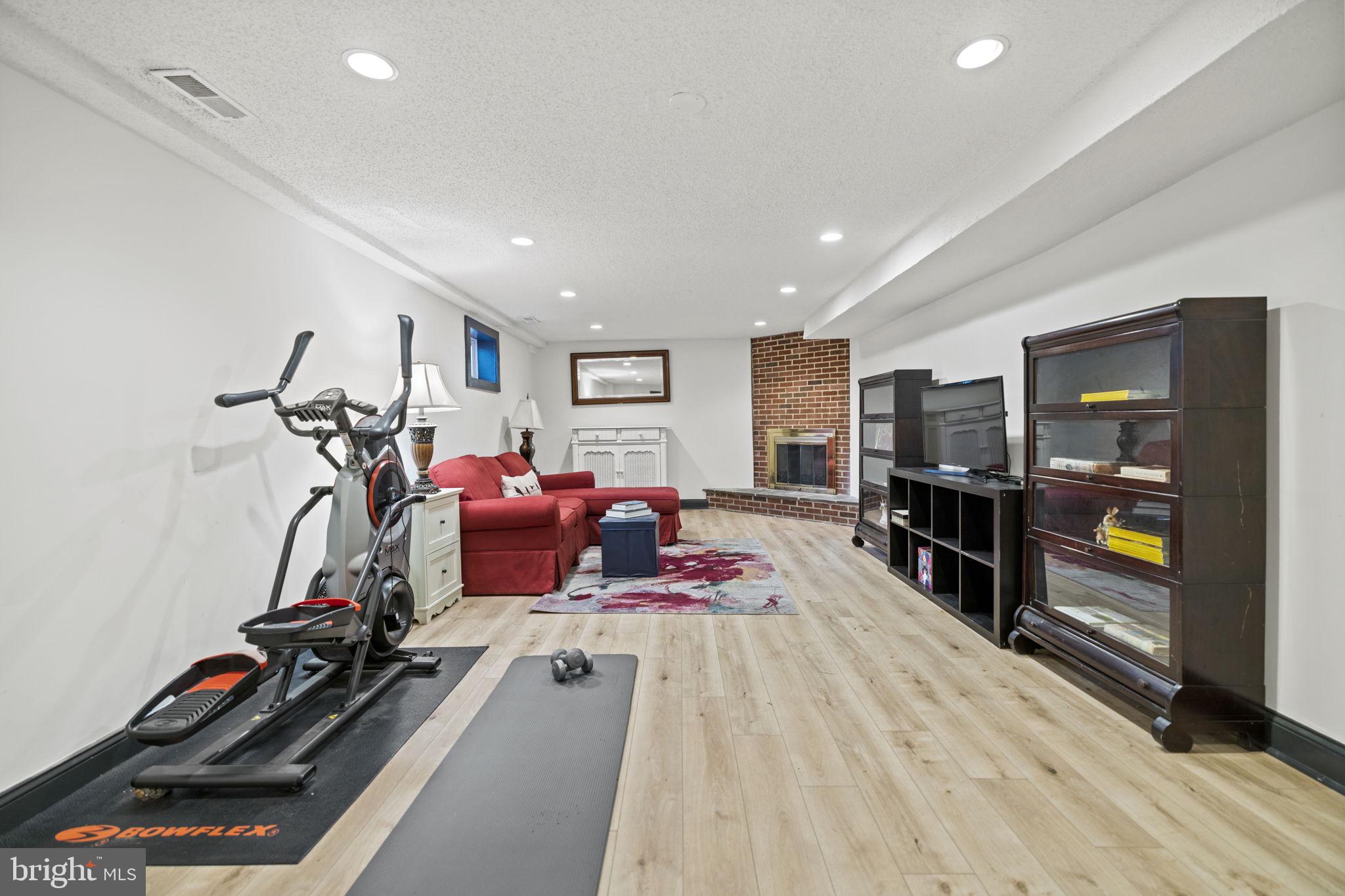 10600 Unity Ln