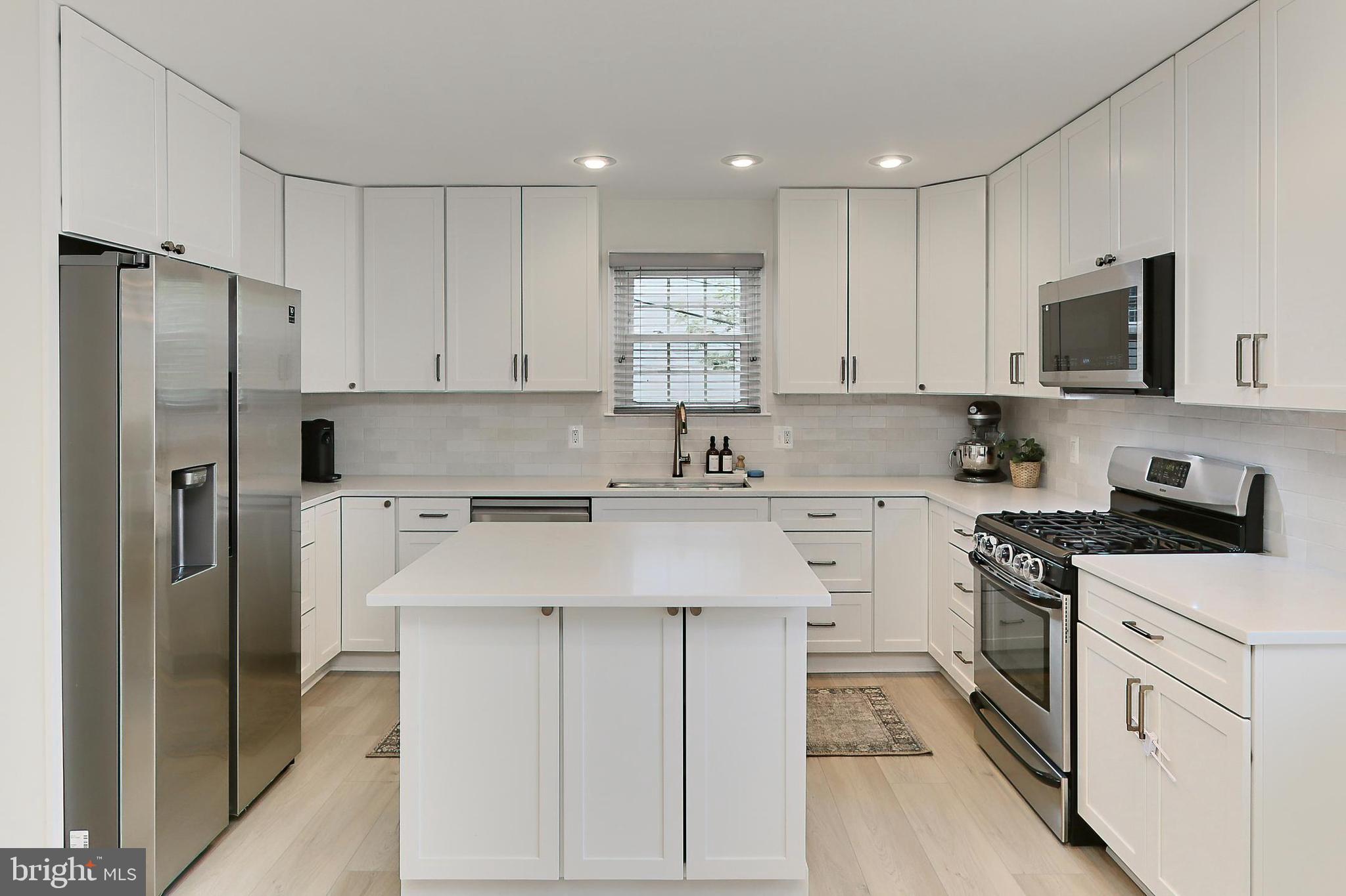 120 N Granada St