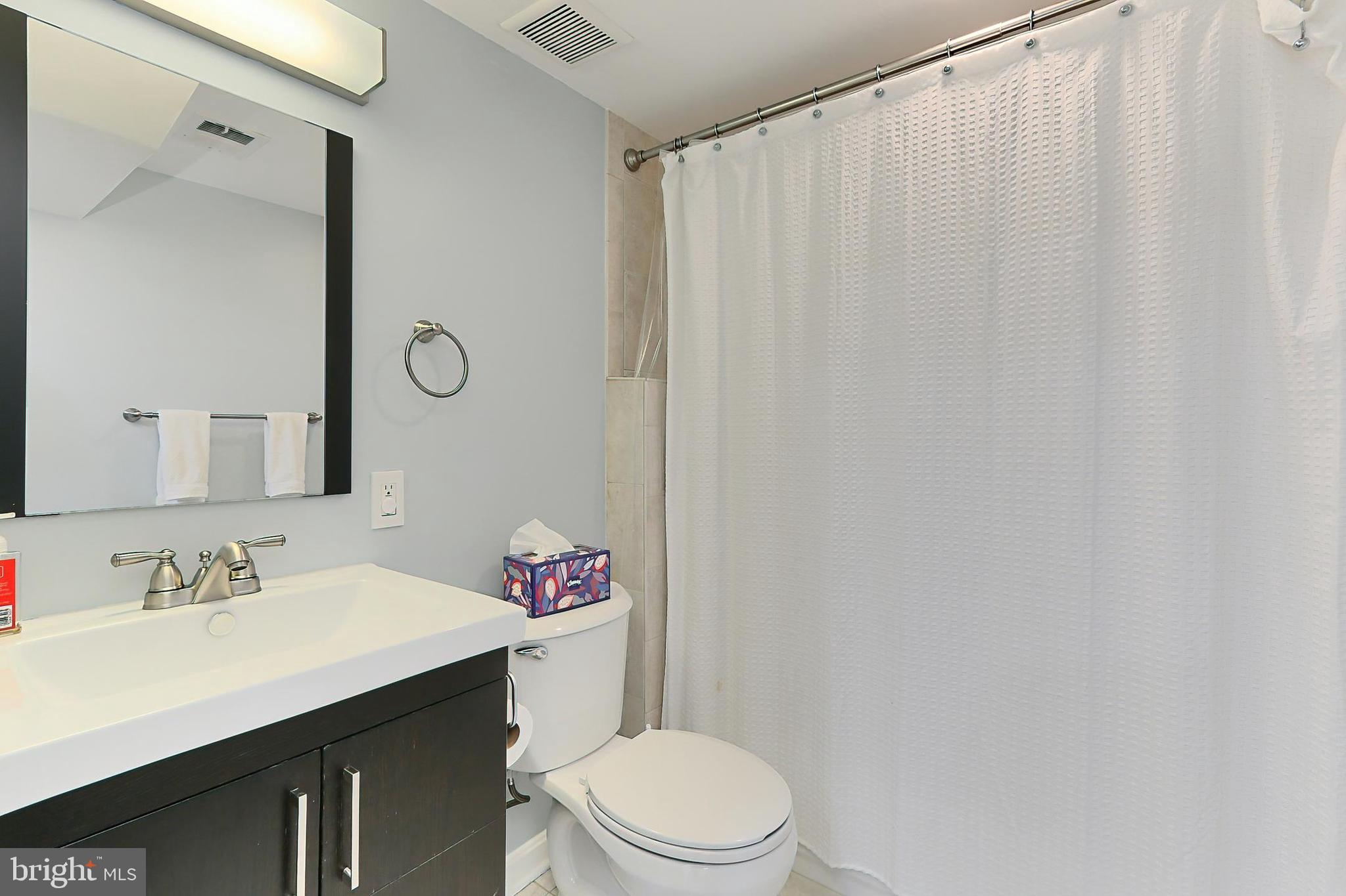 120 N Granada St