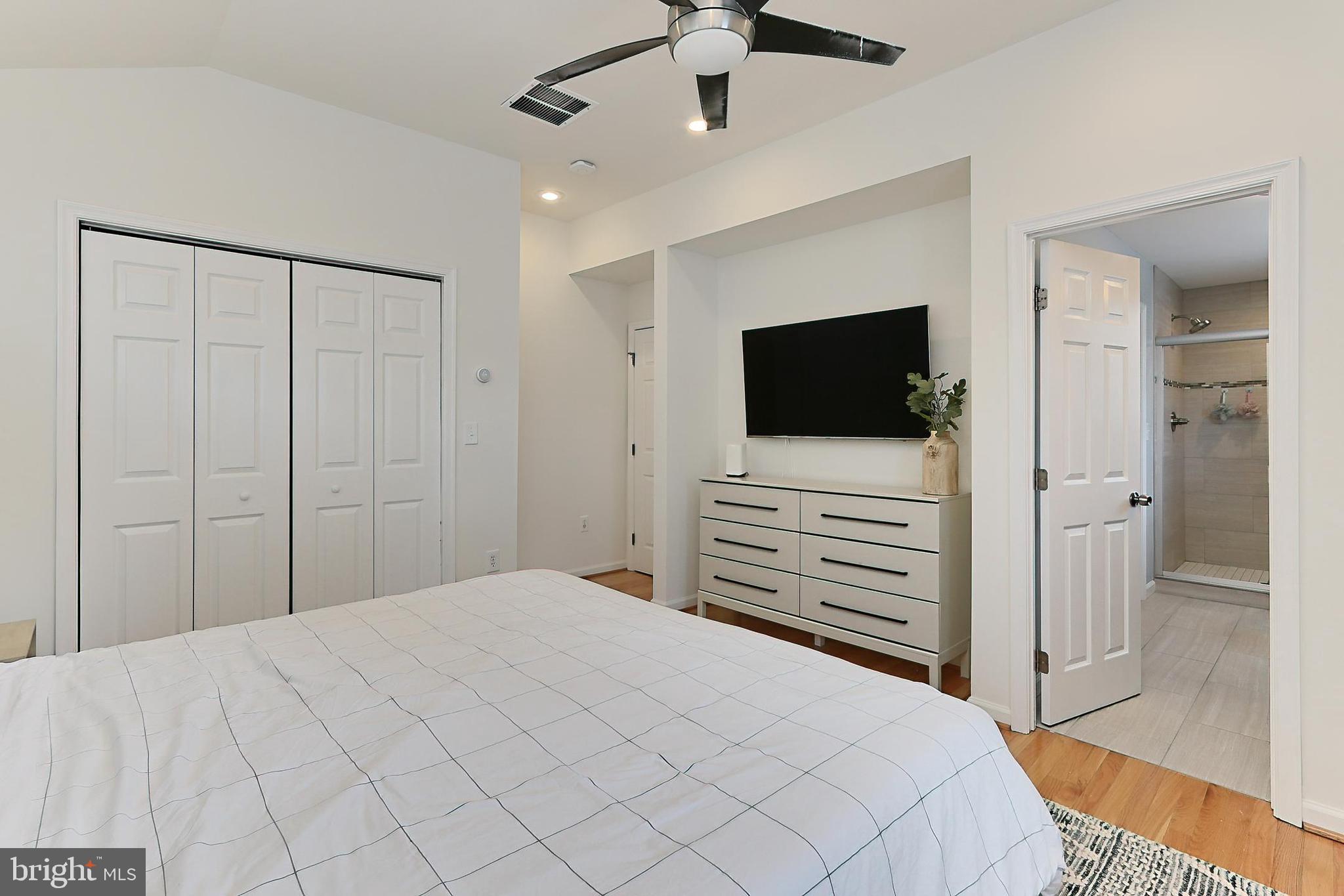120 N Granada St