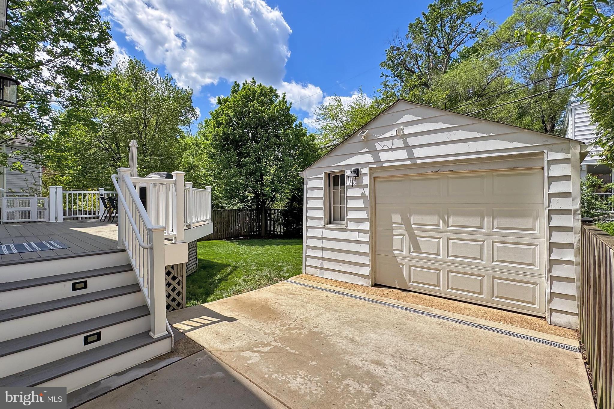 120 N Granada St