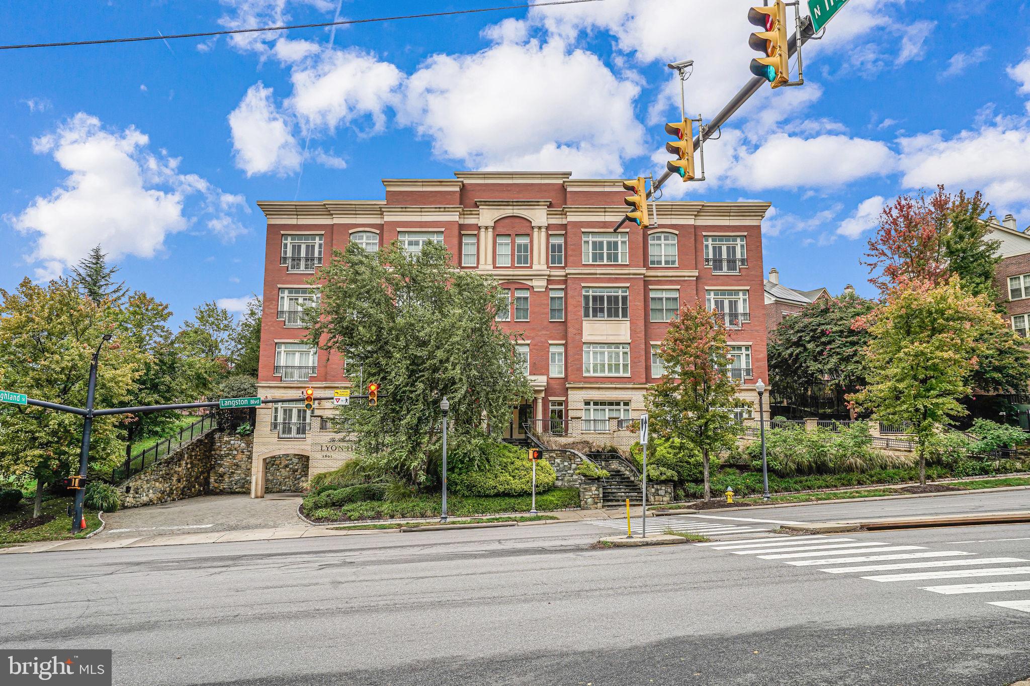 2801 Langston Blvd #103