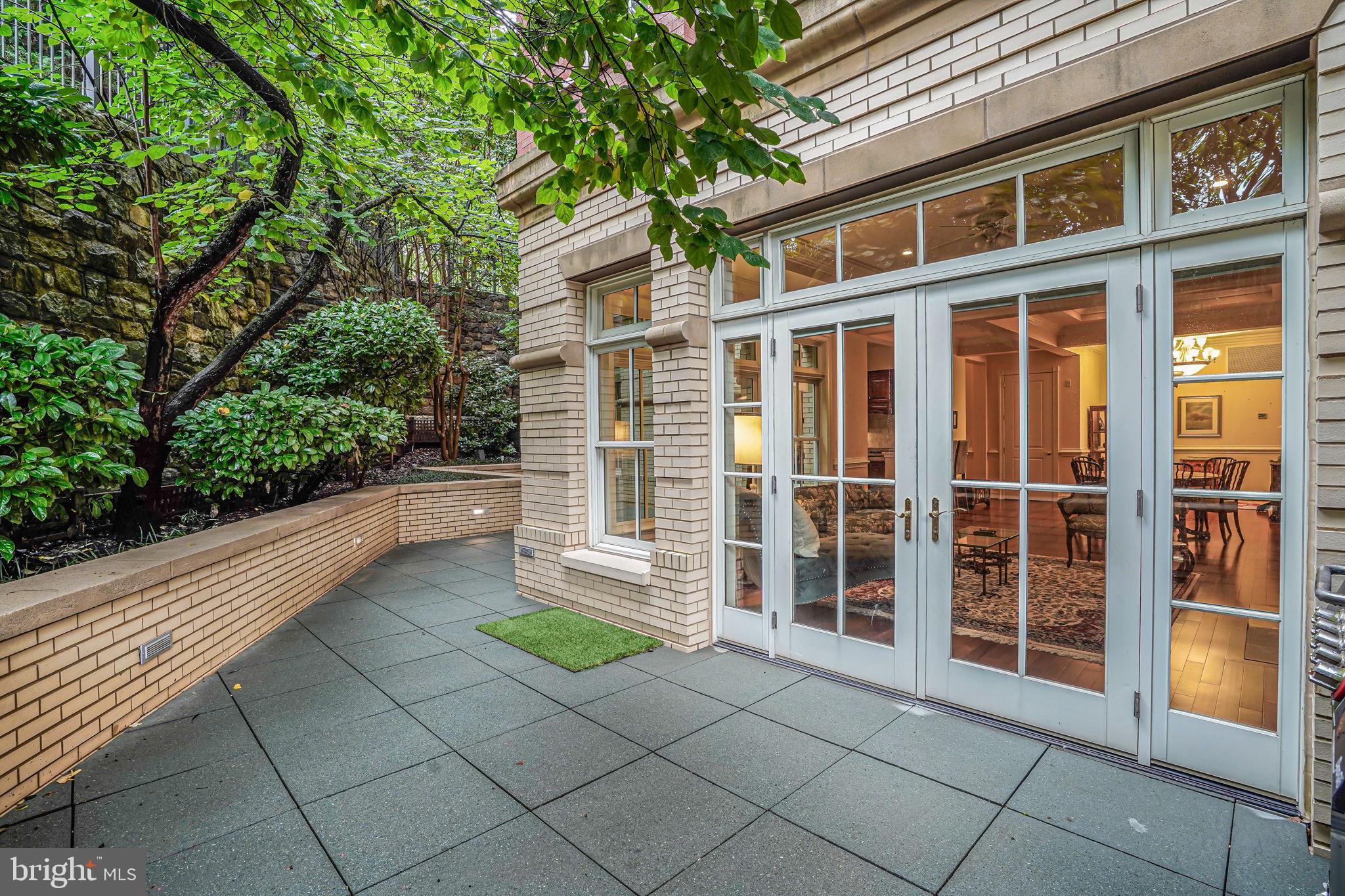 2801 Langston Blvd #103