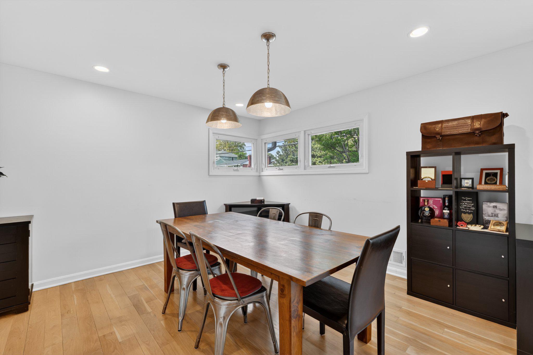 2015 N WOODSTOCK STREET