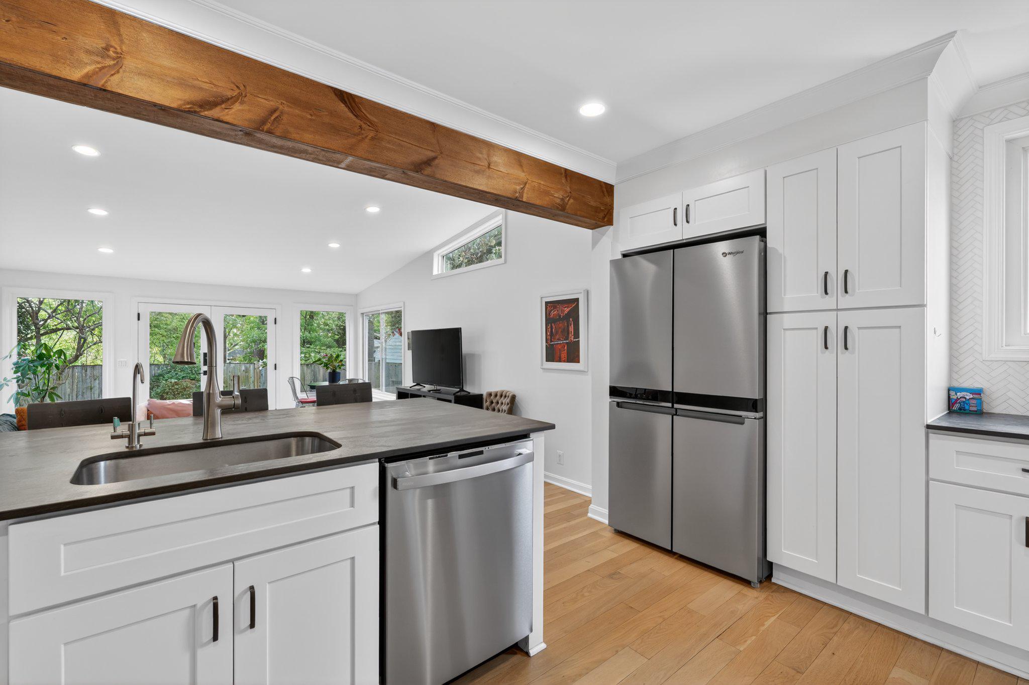 2015 N WOODSTOCK STREET