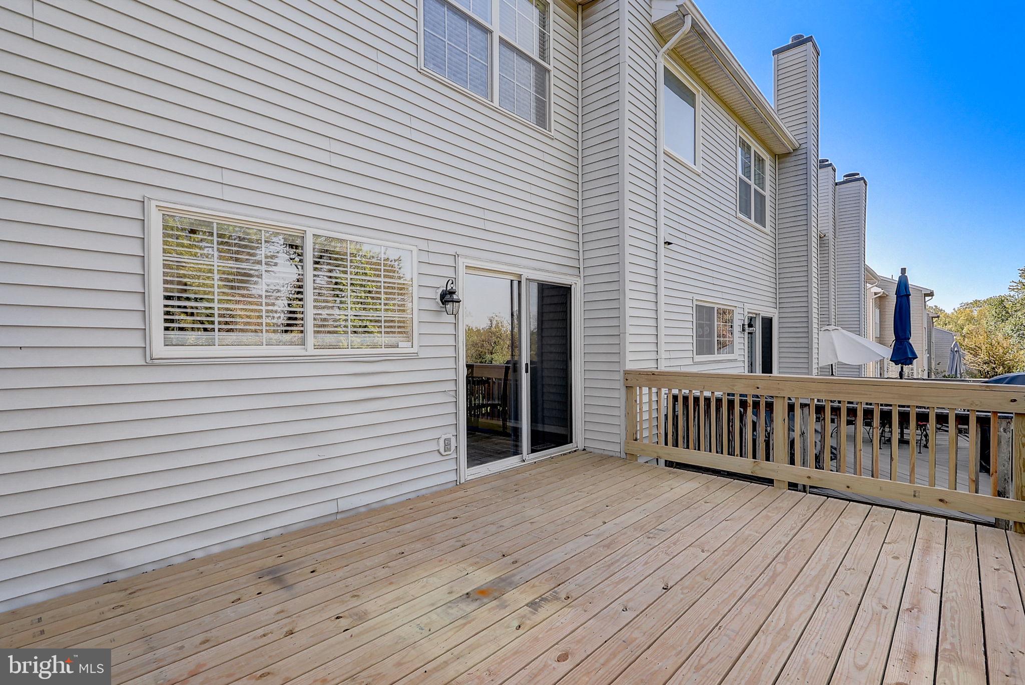5589 Jowett Ct
