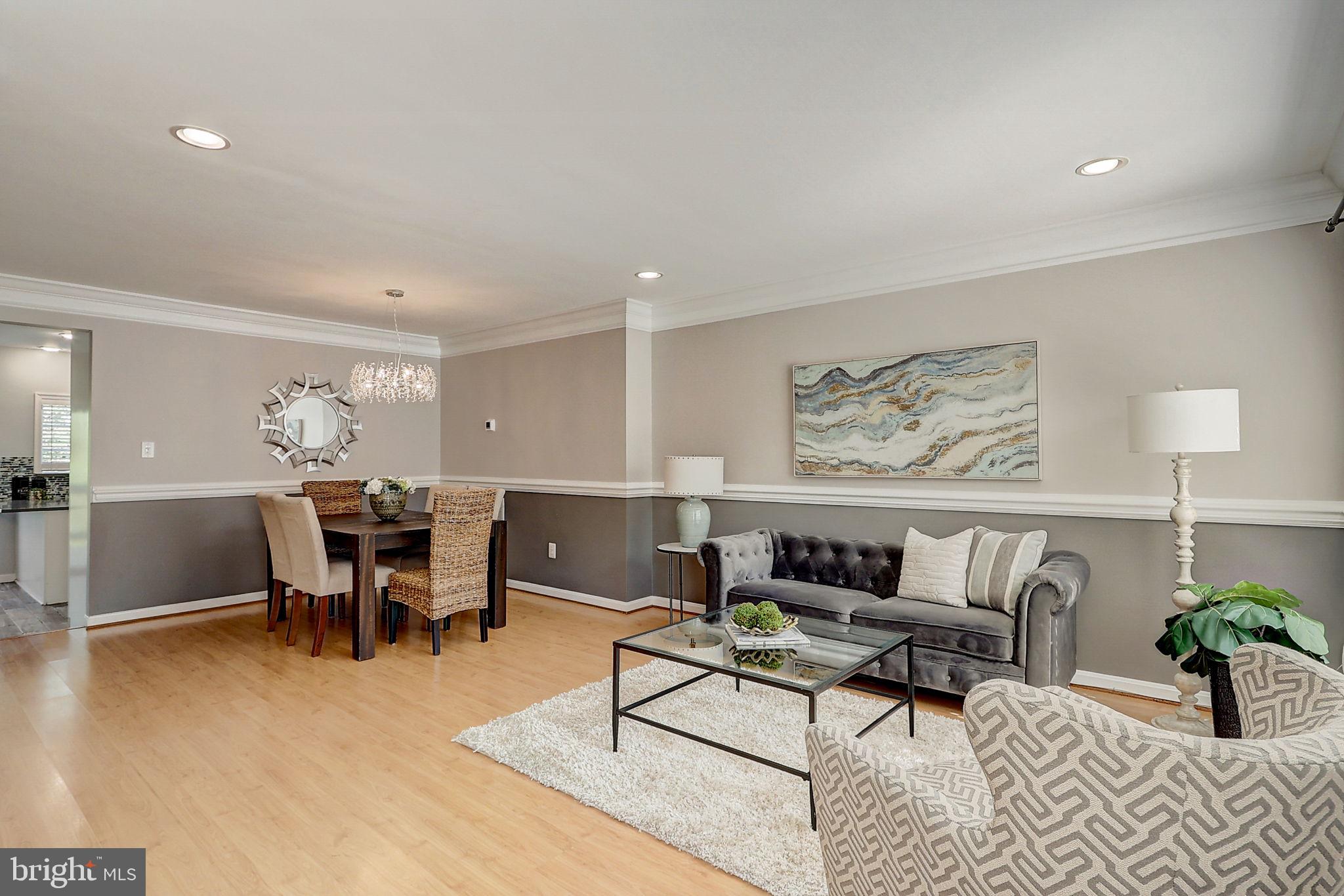 5589 Jowett Ct