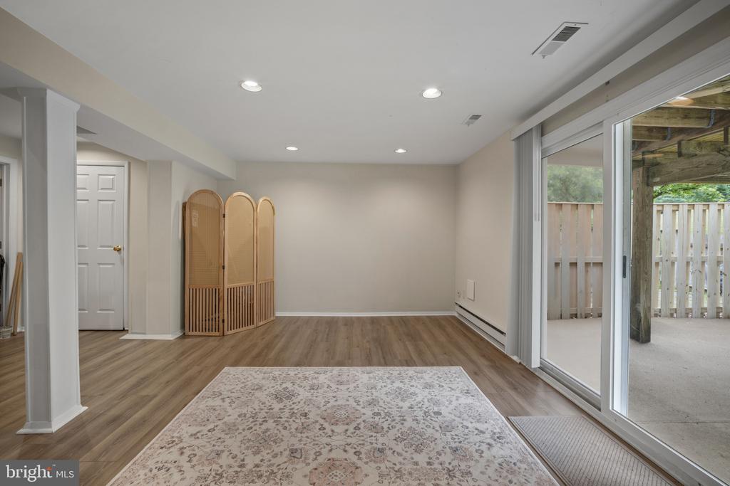 2059 GERVAIS DRIVE