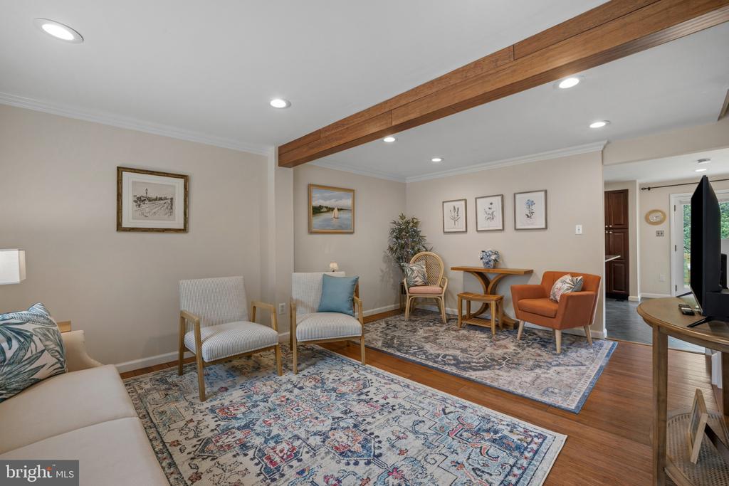 2059 GERVAIS DRIVE