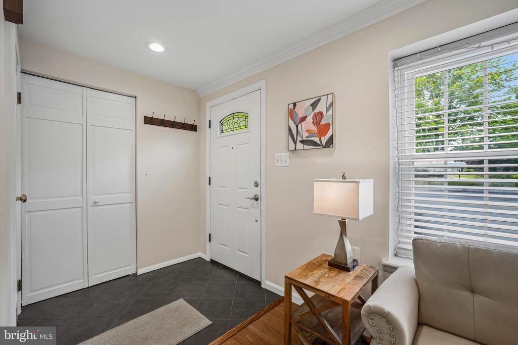 2059 GERVAIS DRIVE