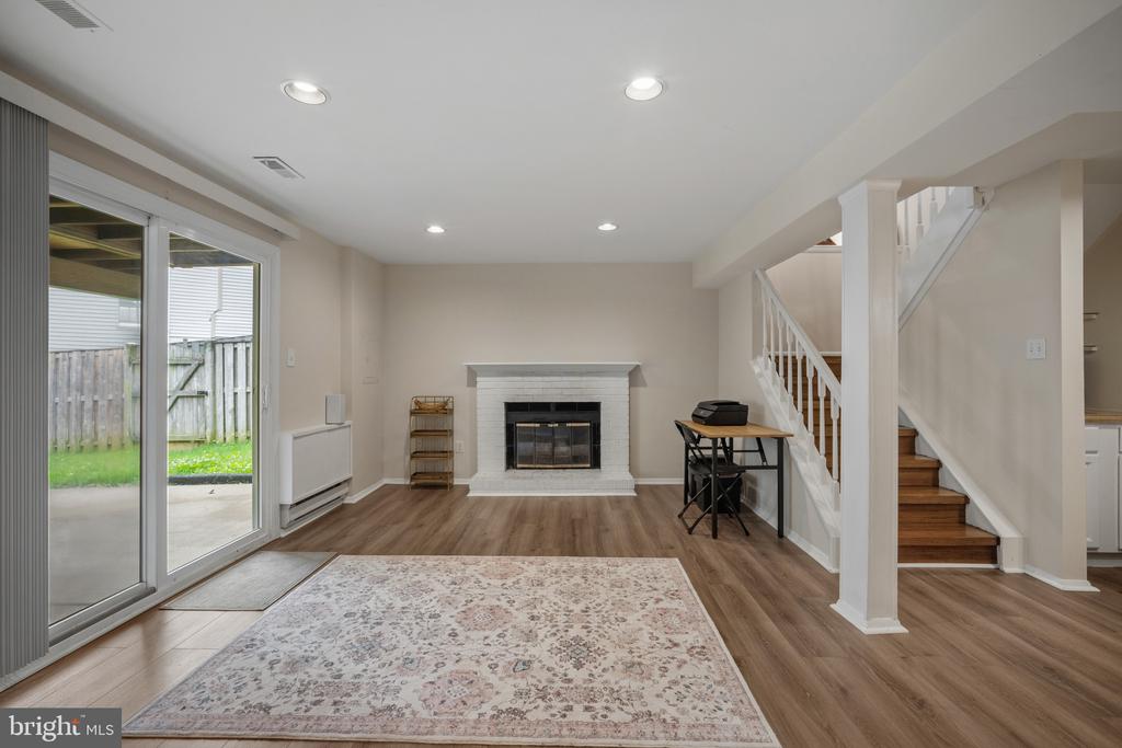 2059 GERVAIS DRIVE