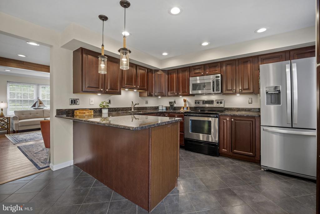 2059 GERVAIS DRIVE