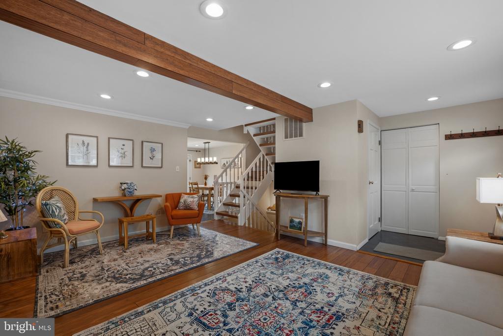 2059 GERVAIS DRIVE