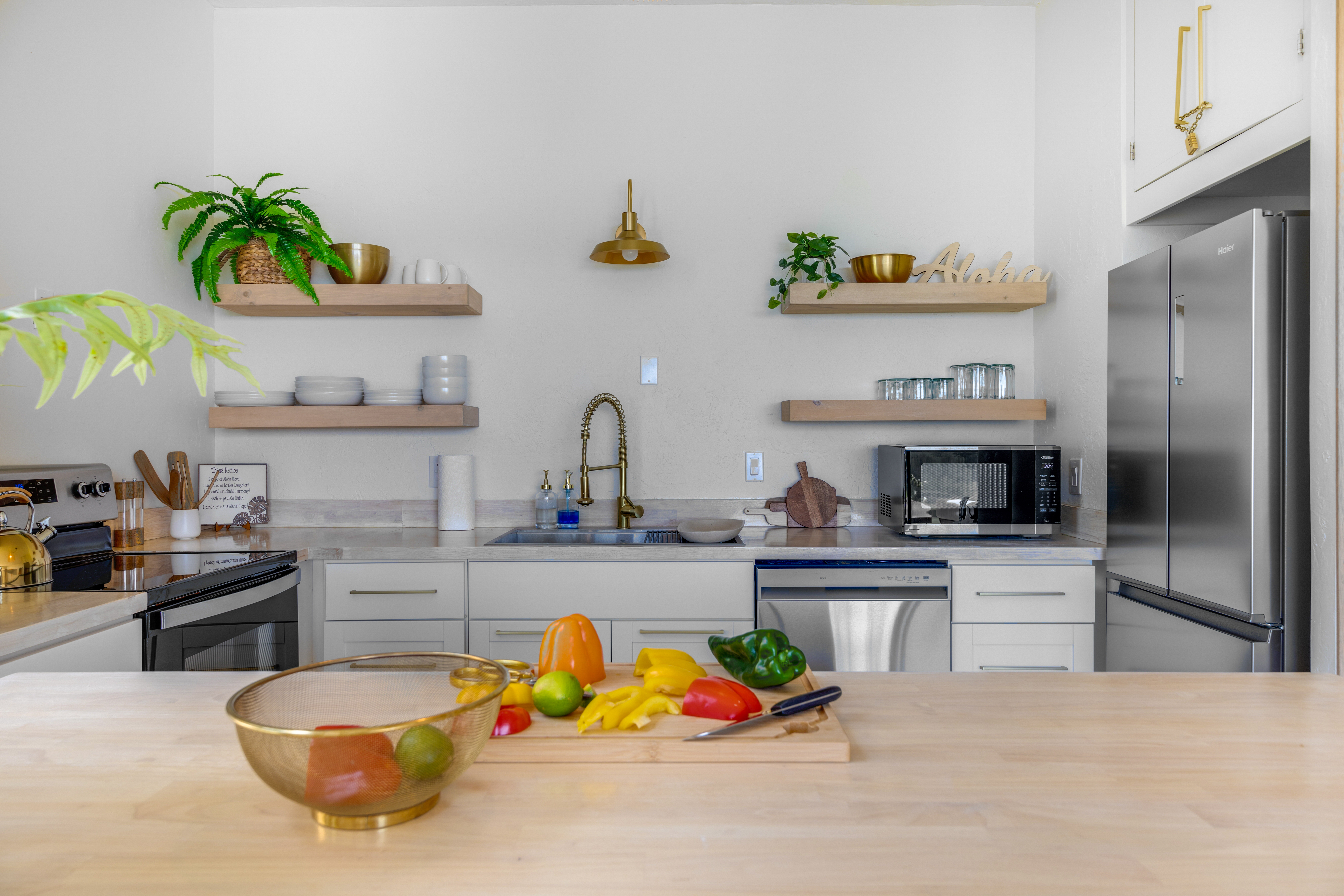 68-1761 MELIA ST F109FL1