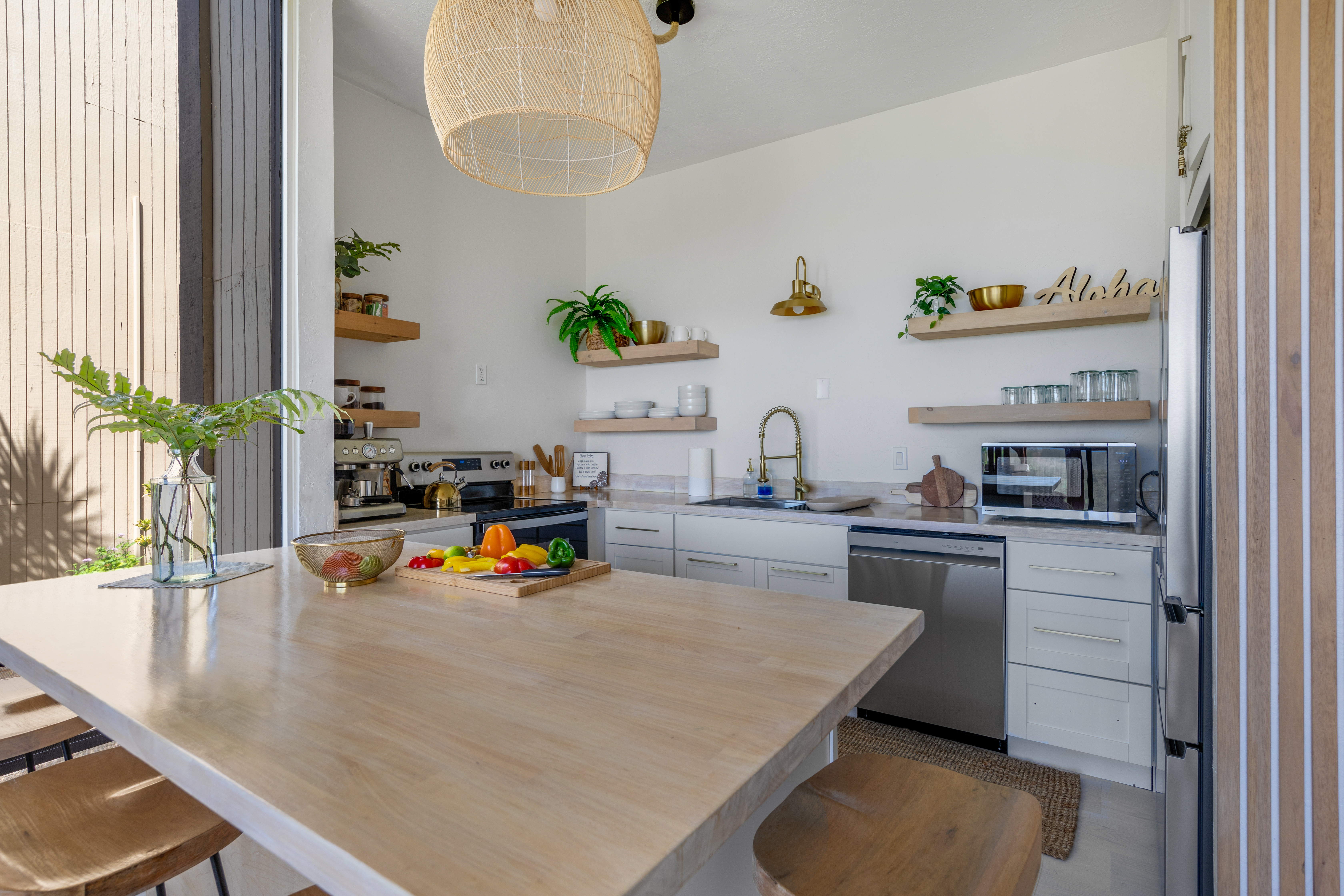 68-1761 MELIA ST F109FL1