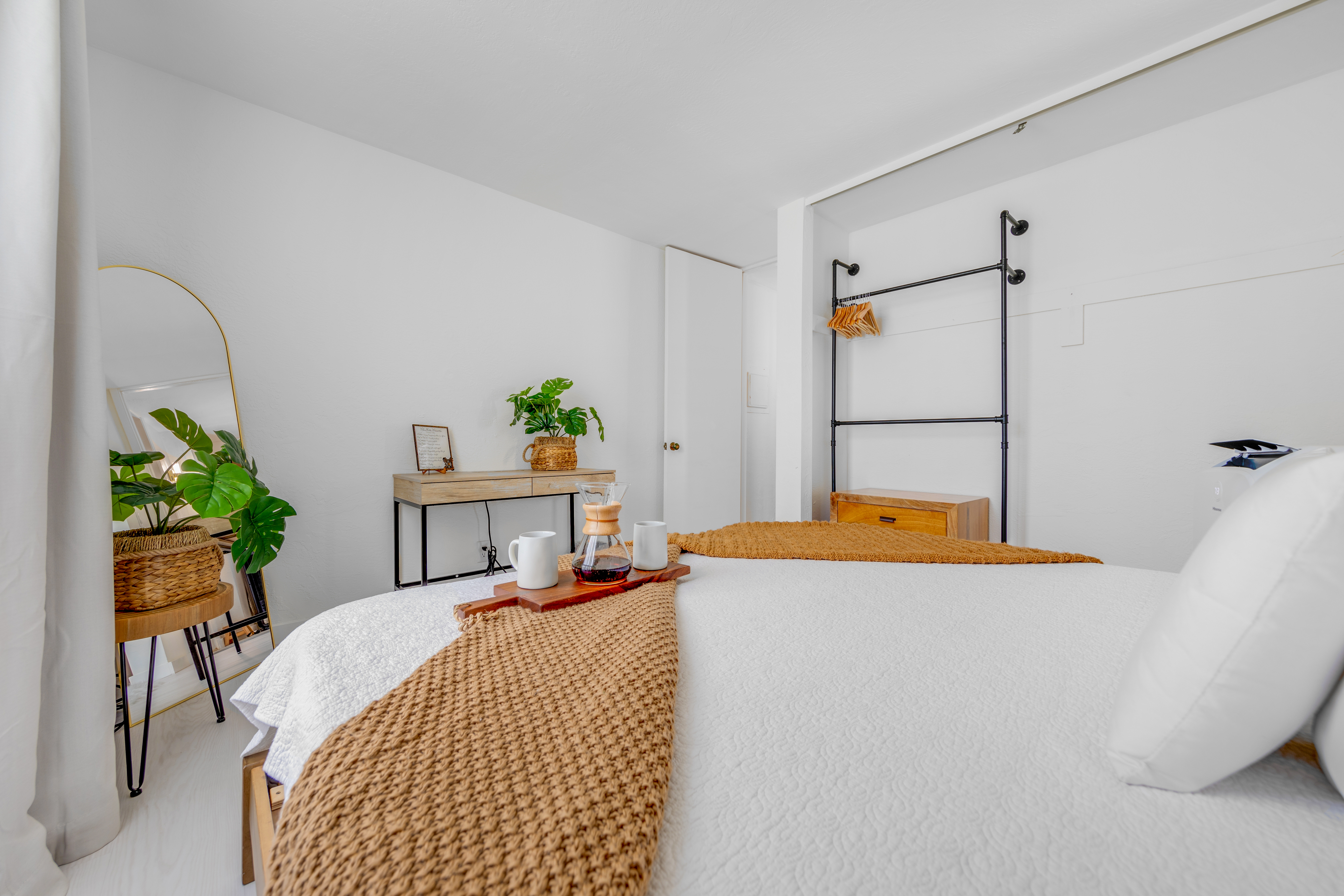 68-1761 MELIA ST F109FL1