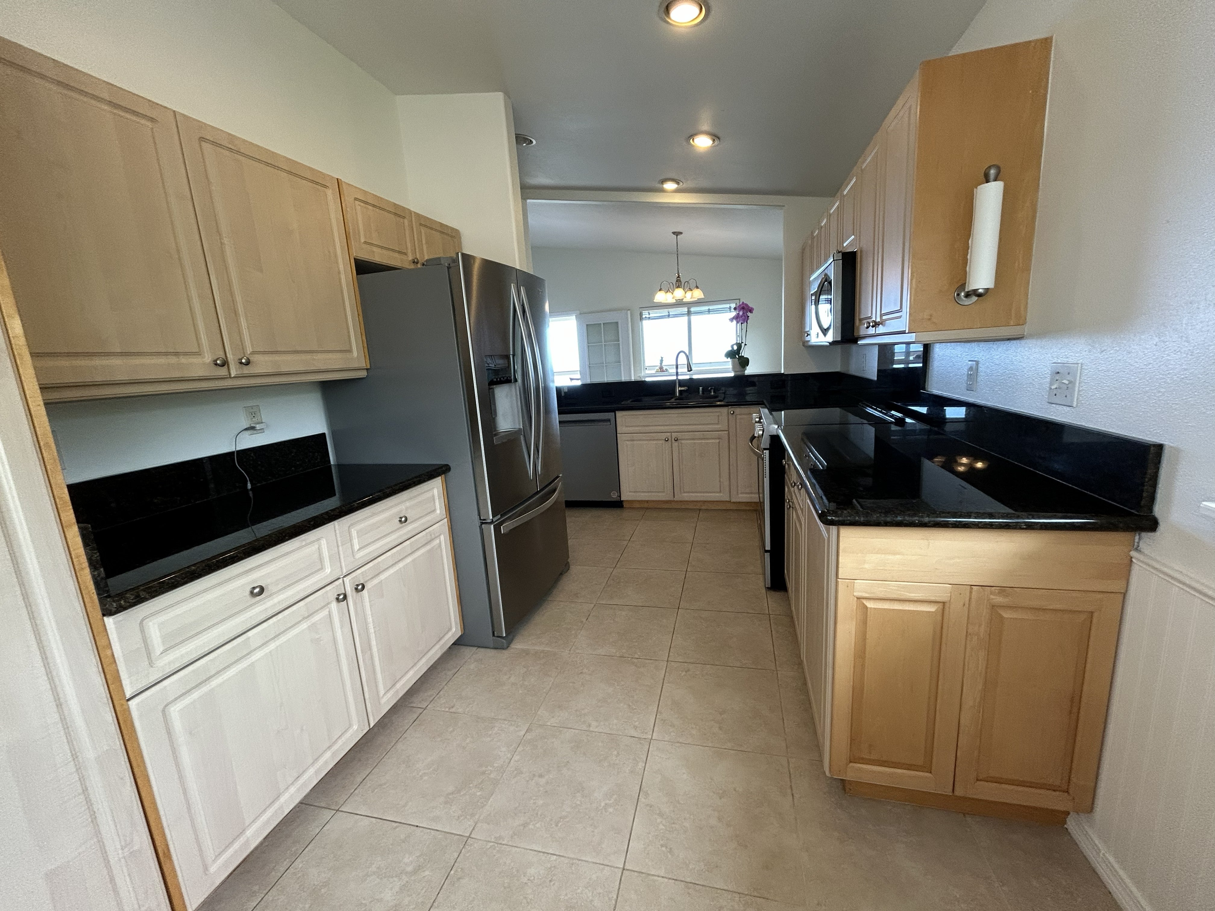 75-6106 PAULEHIA ST