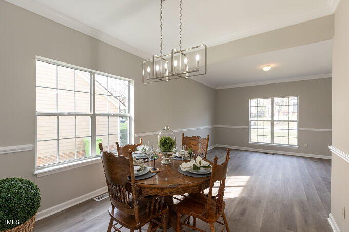 2512 Constitution Drive