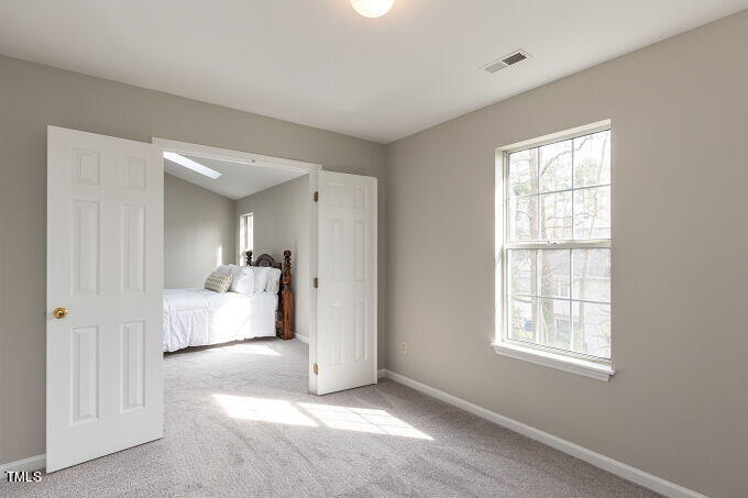 2512 Constitution Drive