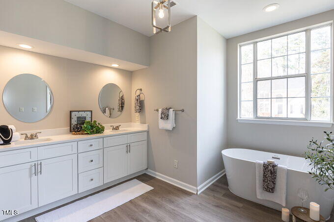 2512 Constitution Drive