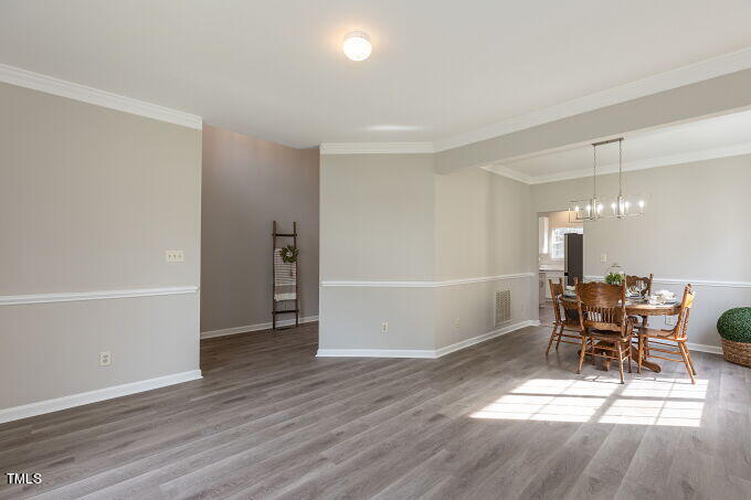 2512 Constitution Drive