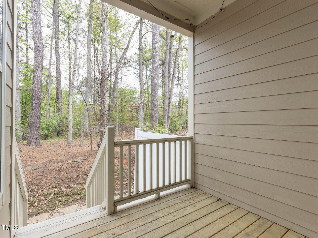 819 Bankston Woods Way