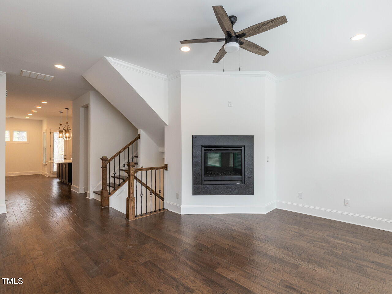 819 Bankston Woods Way