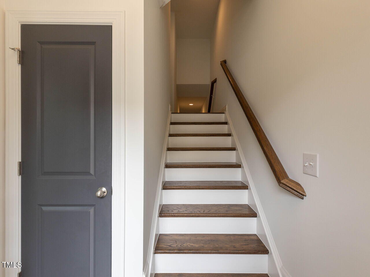 819 Bankston Woods Way