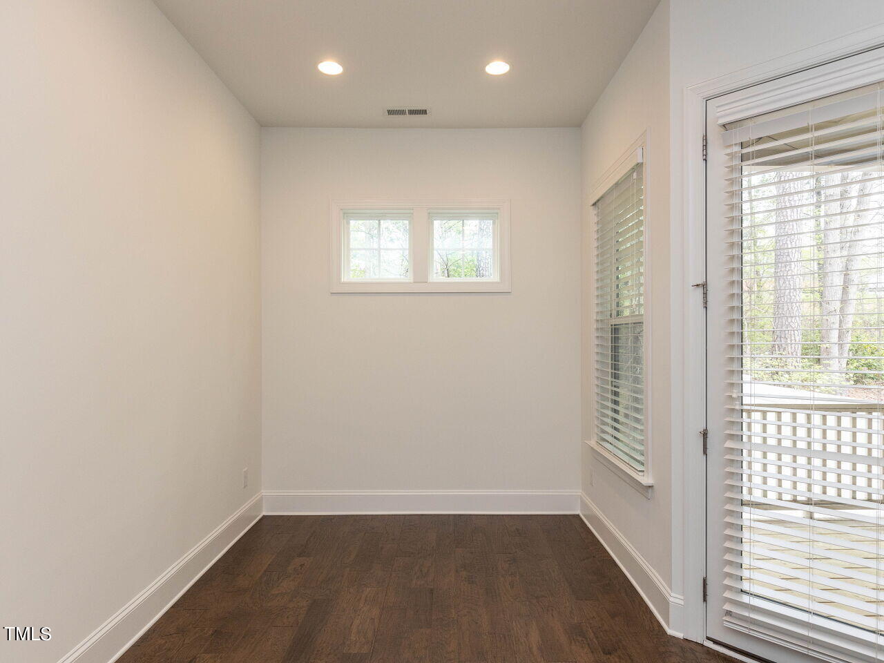 819 Bankston Woods Way