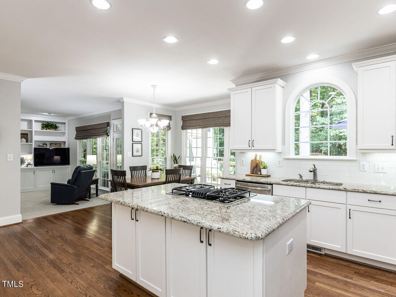 310 Hassellwood Dr