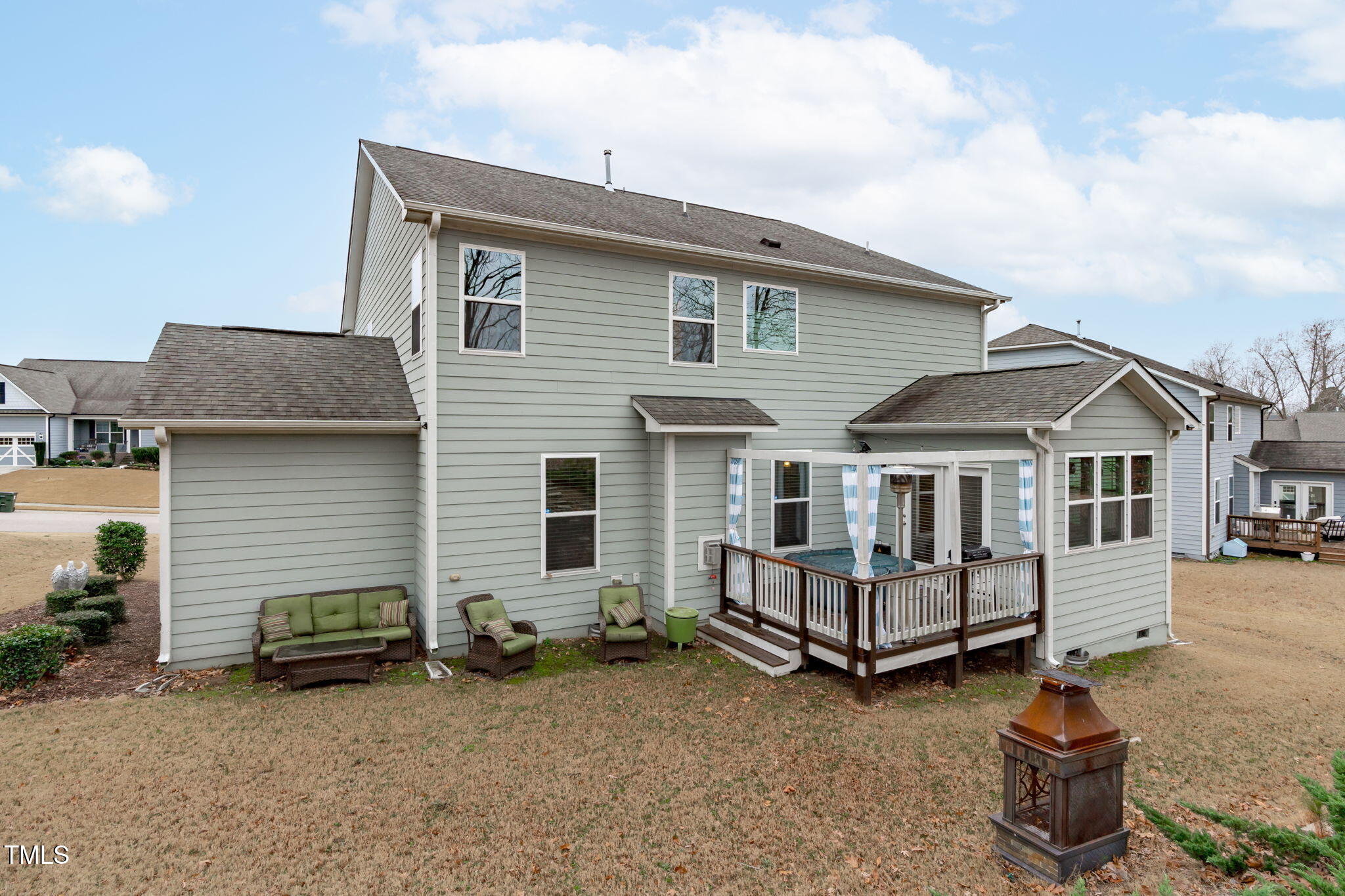 464 Granite Saddle Drive