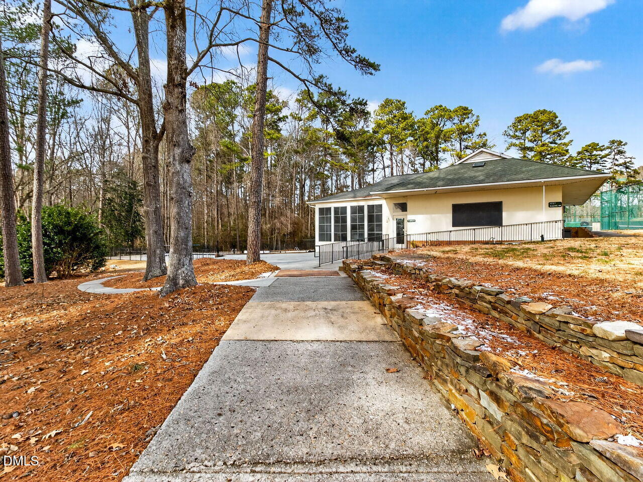 5090 Quail Hollow Road