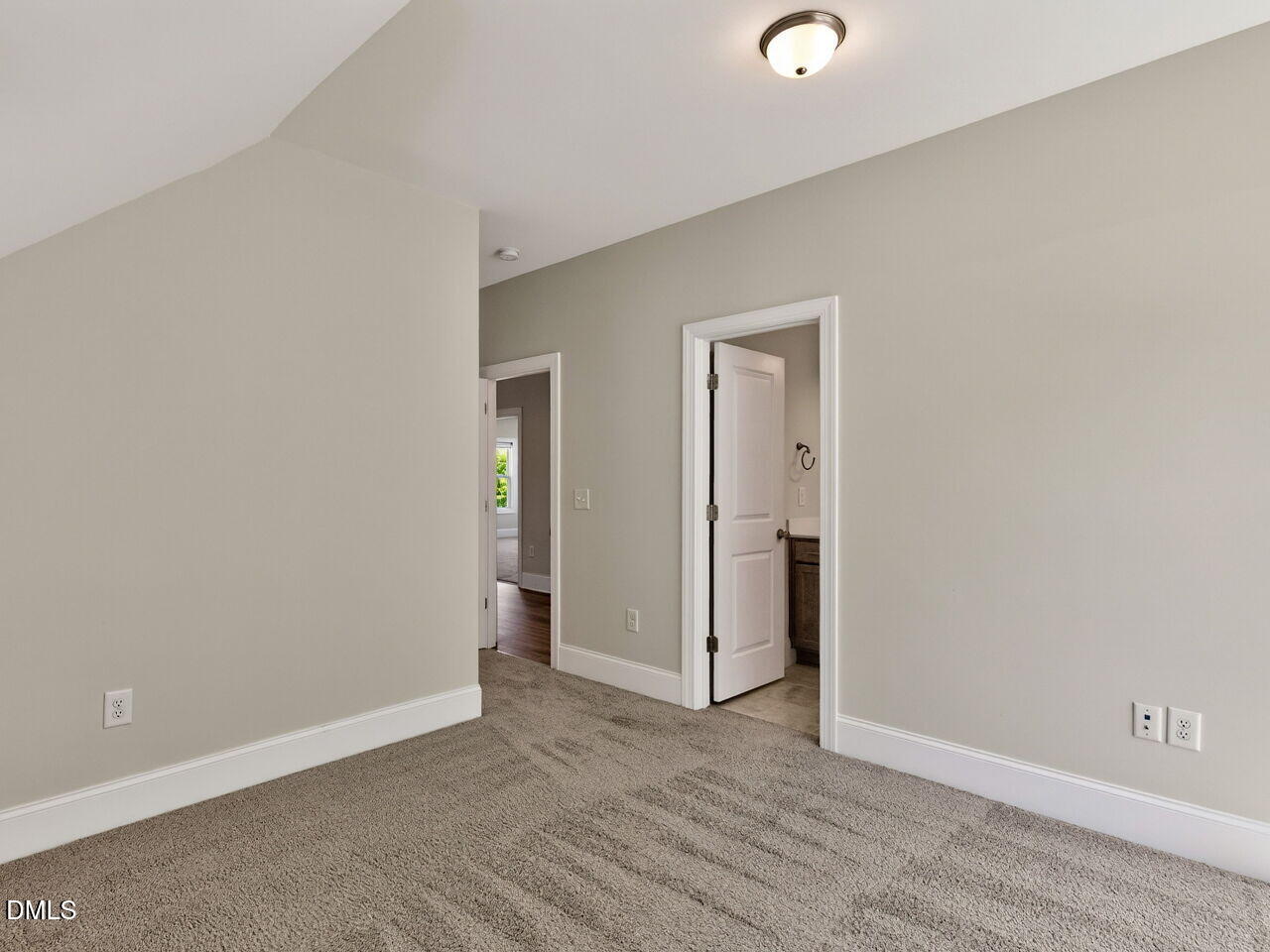 1513 Armscroft Lane