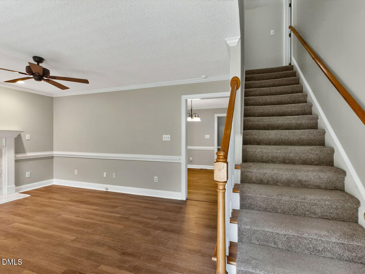 98 Starcroft Drive