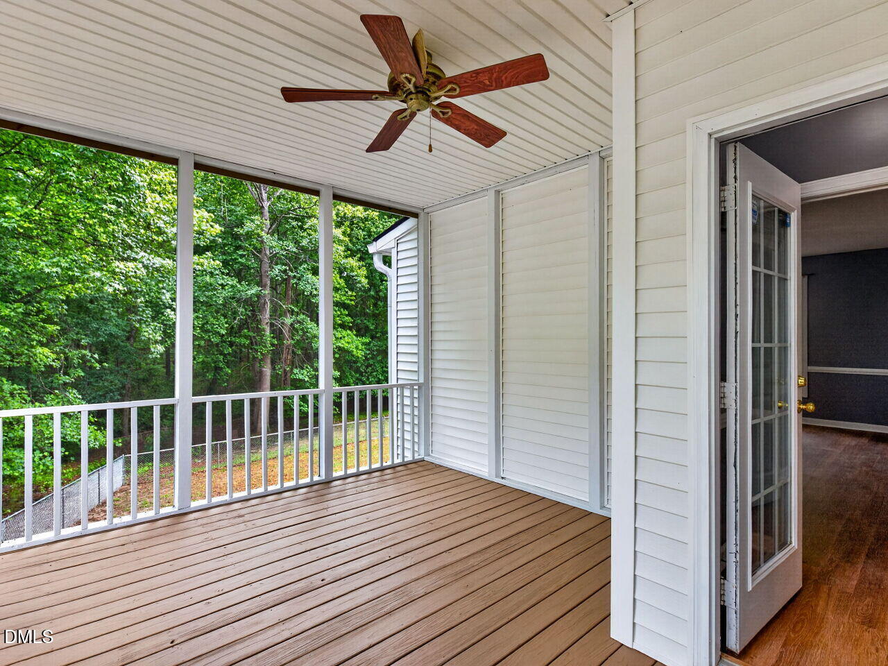98 Starcroft Drive