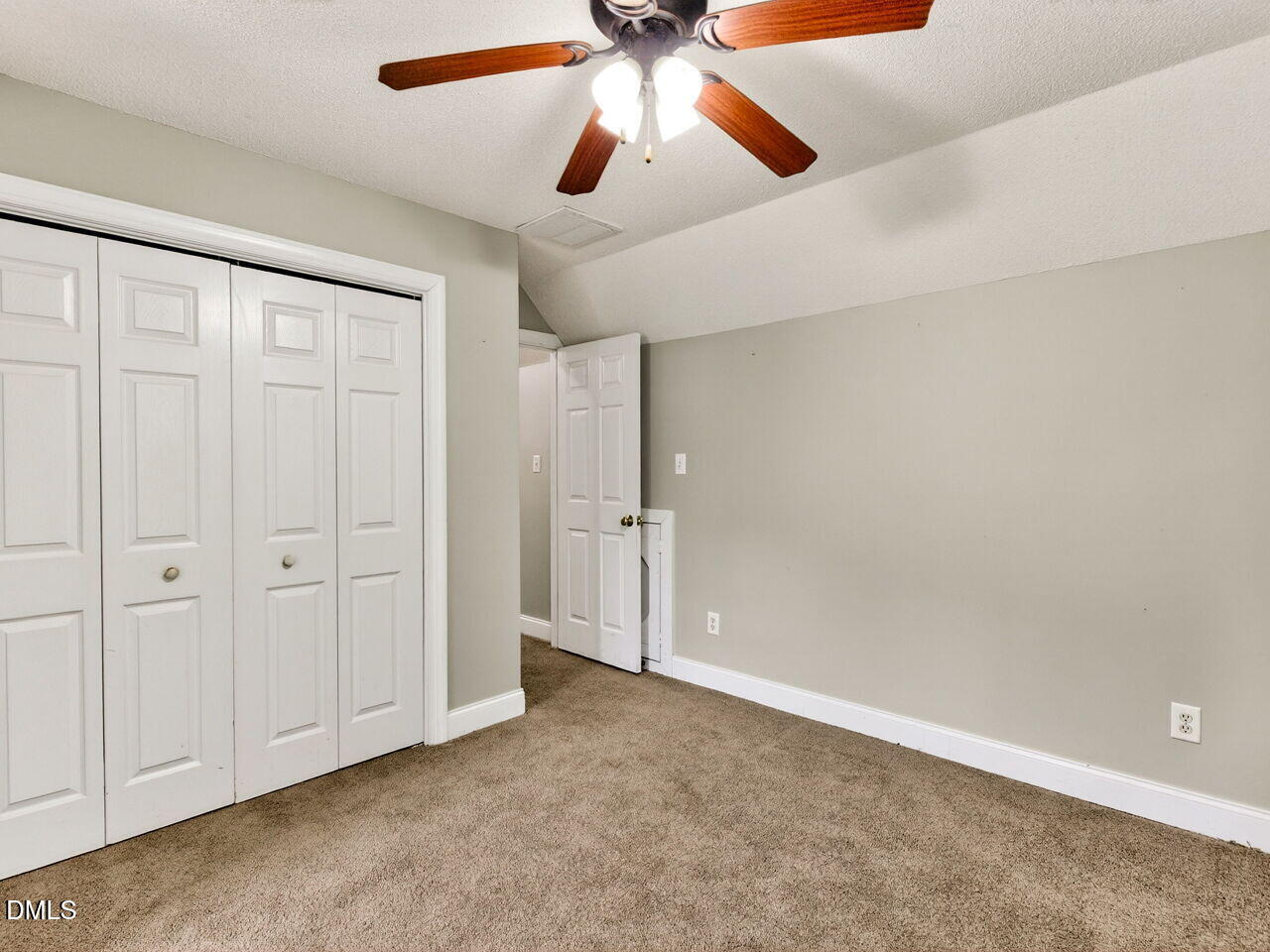 98 Starcroft Drive