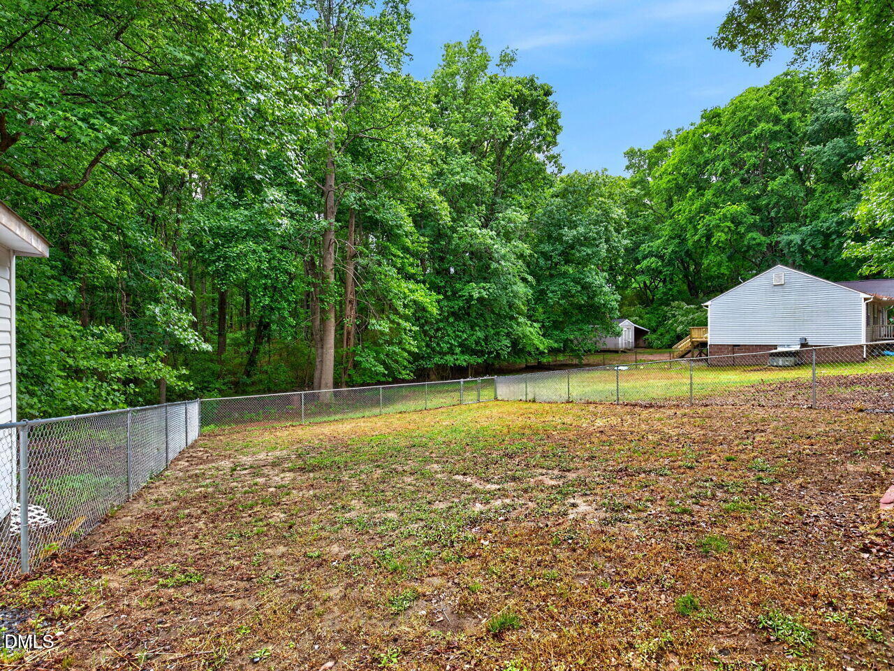 98 Starcroft Drive
