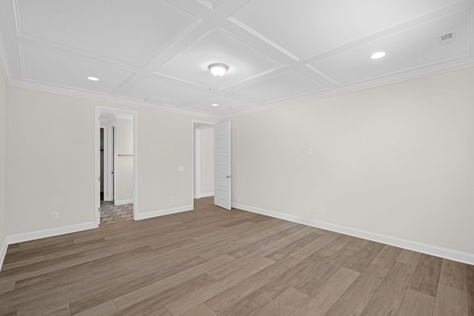 6724 Winter Garden Way