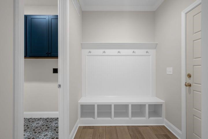 6724 Winter Garden Way