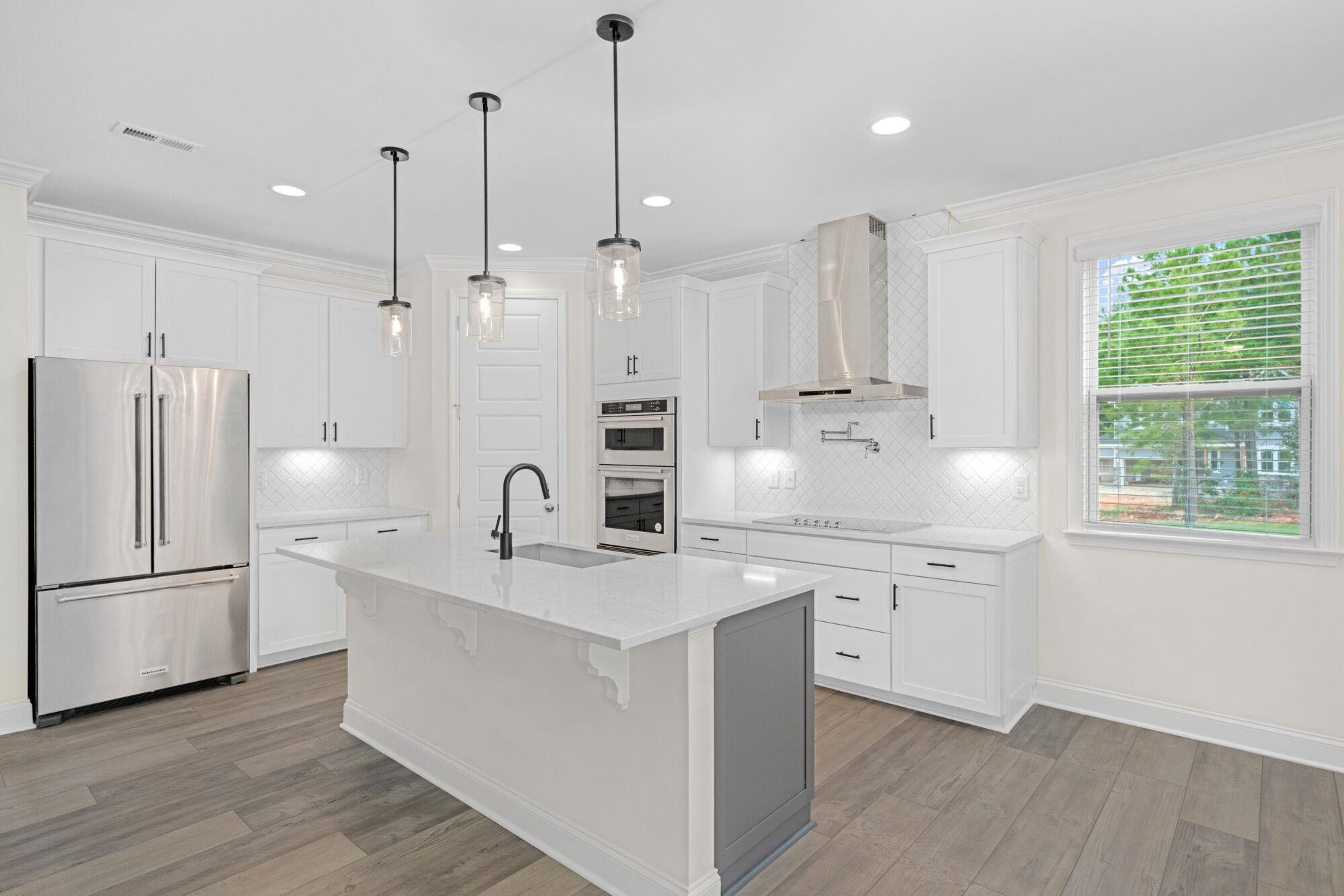 6724 Winter Garden Way