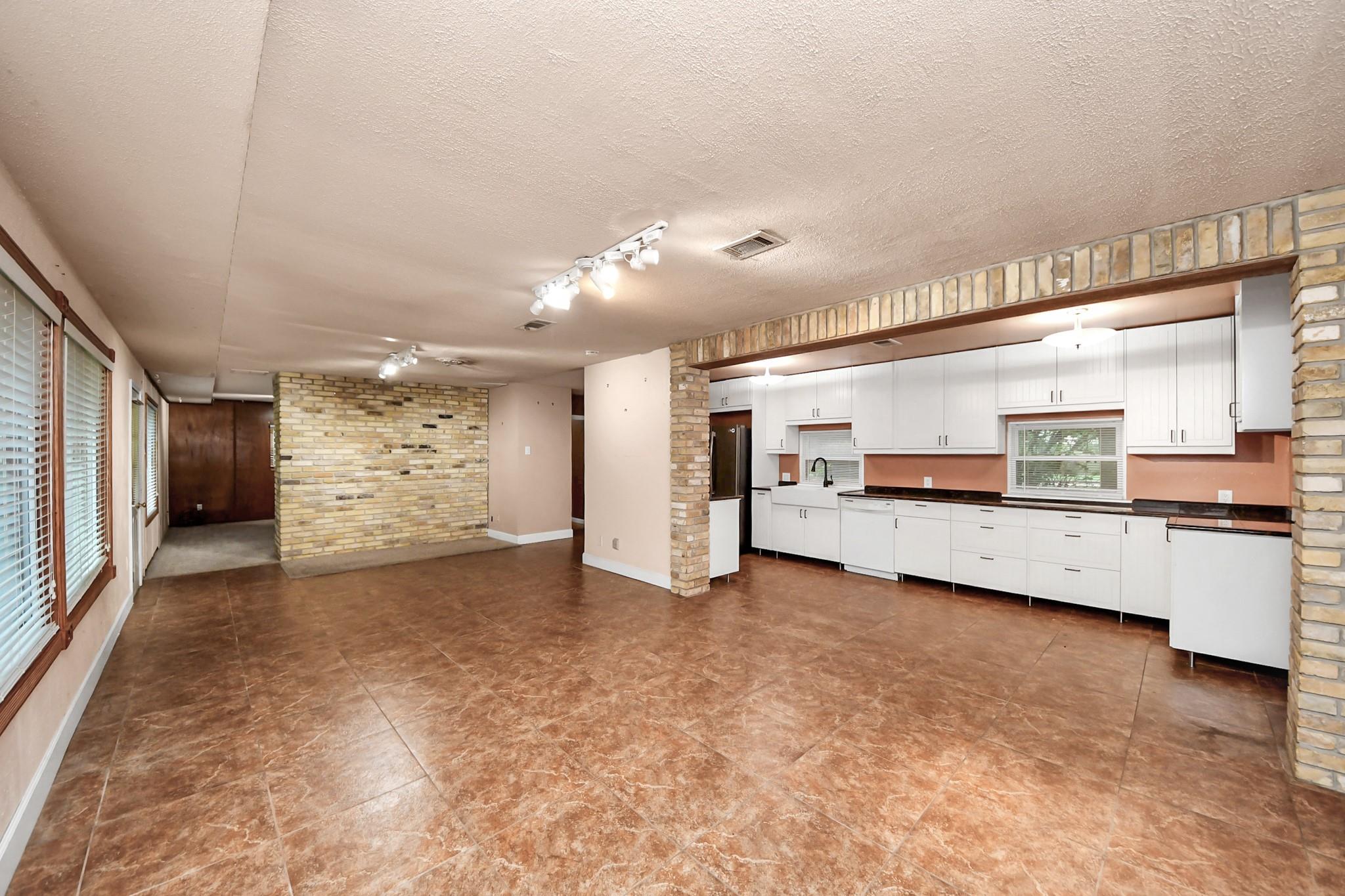 10318 Knoboak Drive