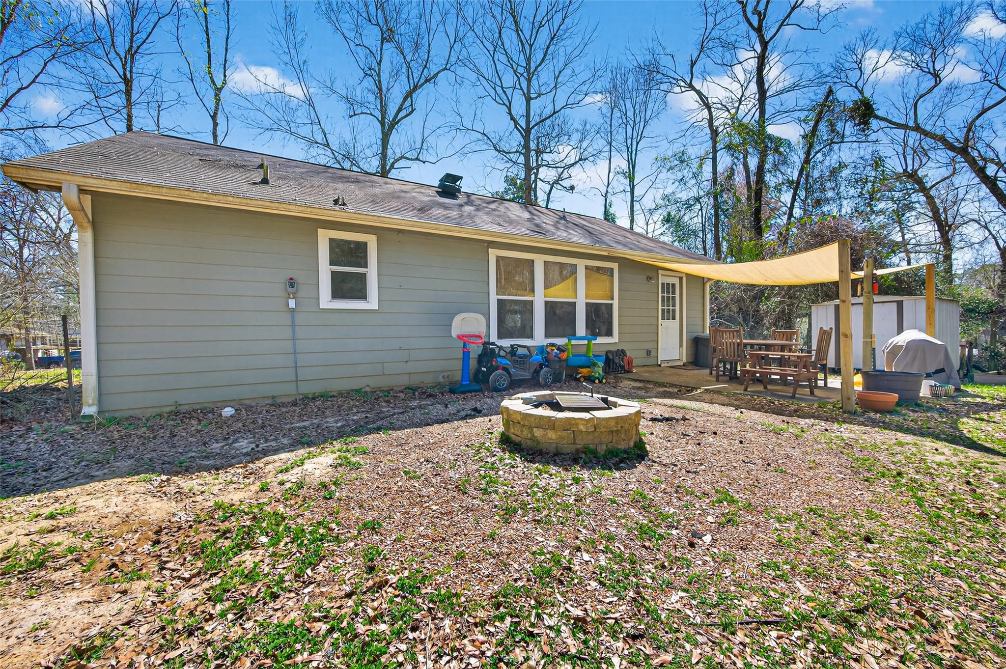 10391 Royal Magnolia Drive