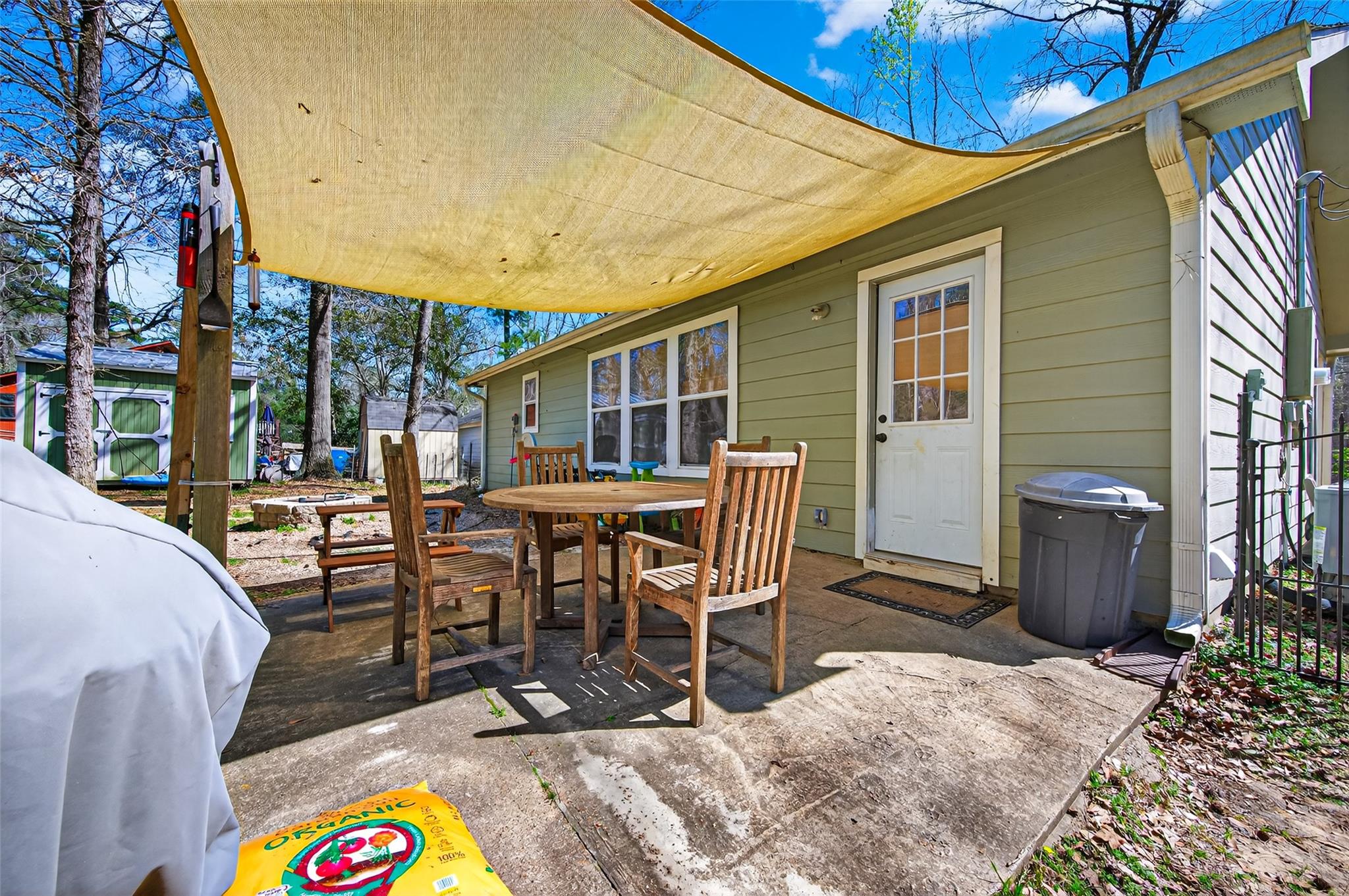 10391 Royal Magnolia Drive