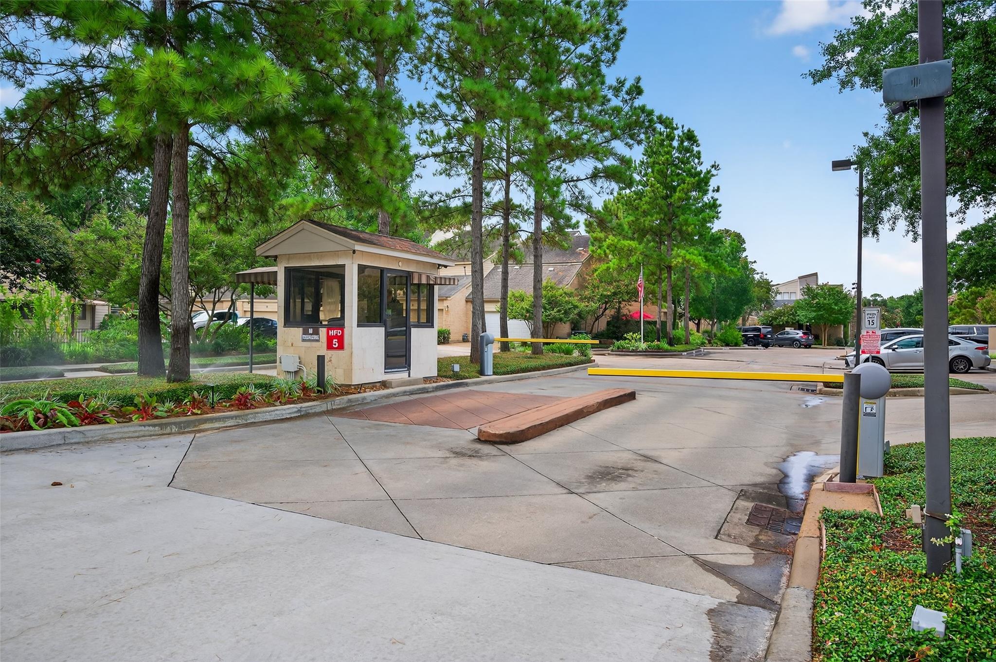 12625 Memorial Drive # 17