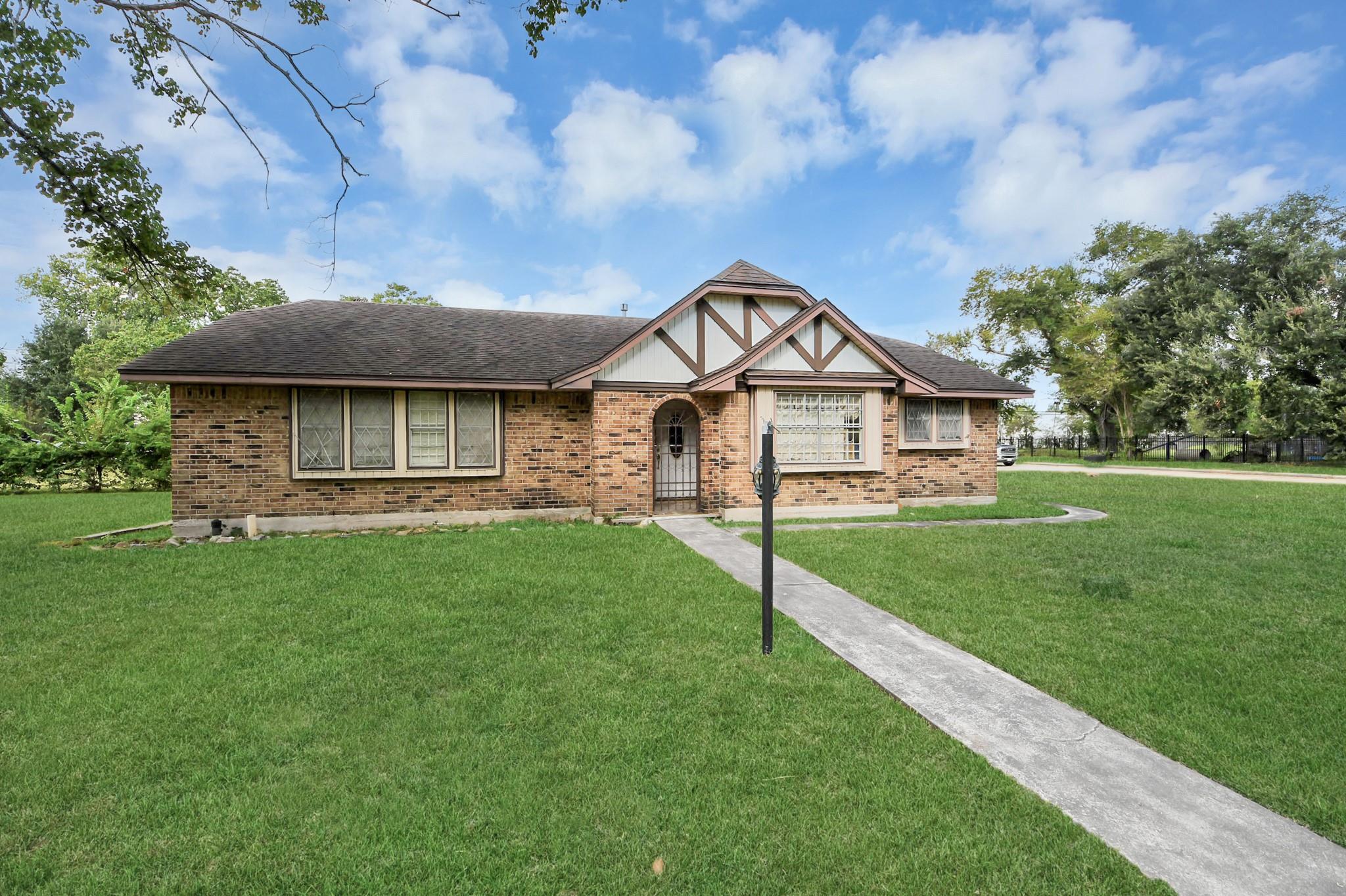 4619 Frontier Drive