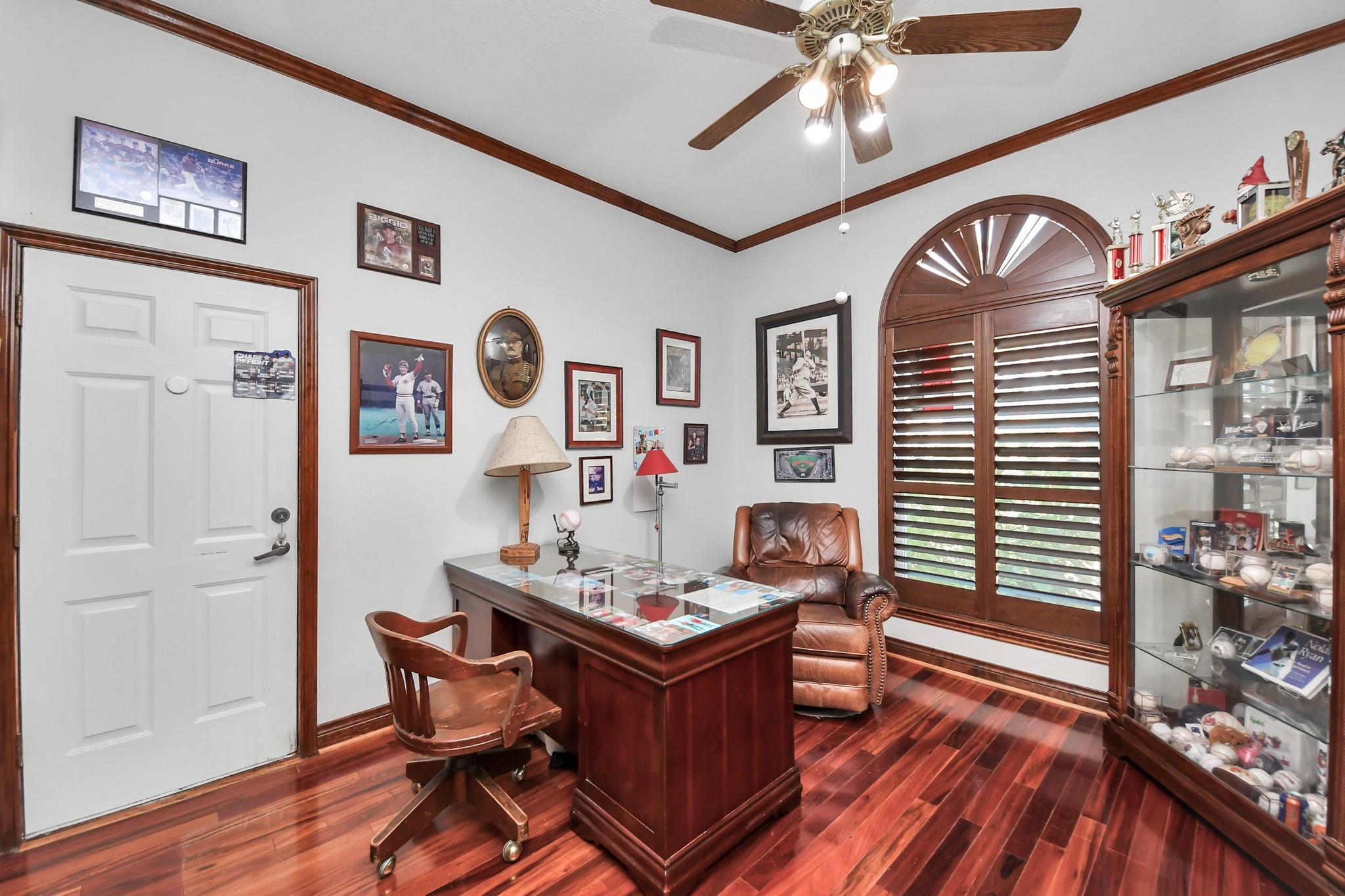 2627 Old South Drive